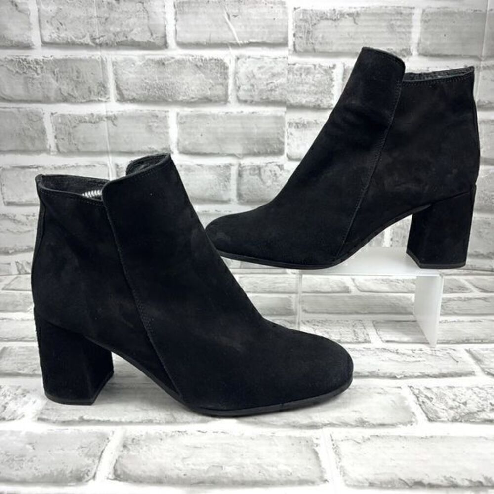 Lavorazione Artigiana Women's 9 Black Suede Made in Italy Block Heel Ankle Boots